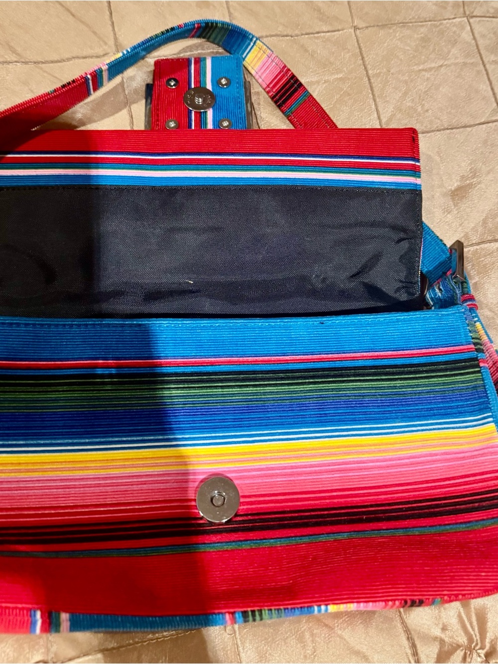 Red Striped Women's Shoulder Bag with Metal Buckle - Picture 6 of 9